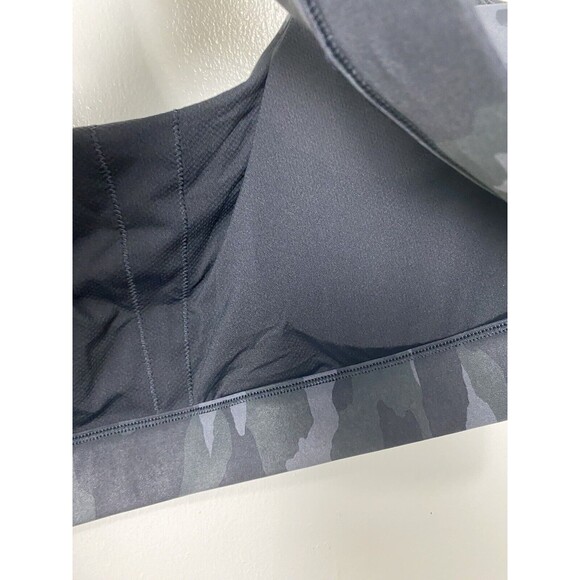 Athleta Sport Bra Size 3X Ultimate Printed Bra D-DD Camo Workout Gym Athletic - Picture 12 of 13